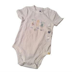 5/$15 BNWT Baby Boy/Girl Little Eathling 9-12 Month White Onesie- Sea Creatures